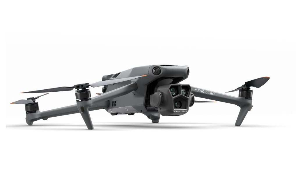 DJI Mavic 3 Pro Cine Premium Combo